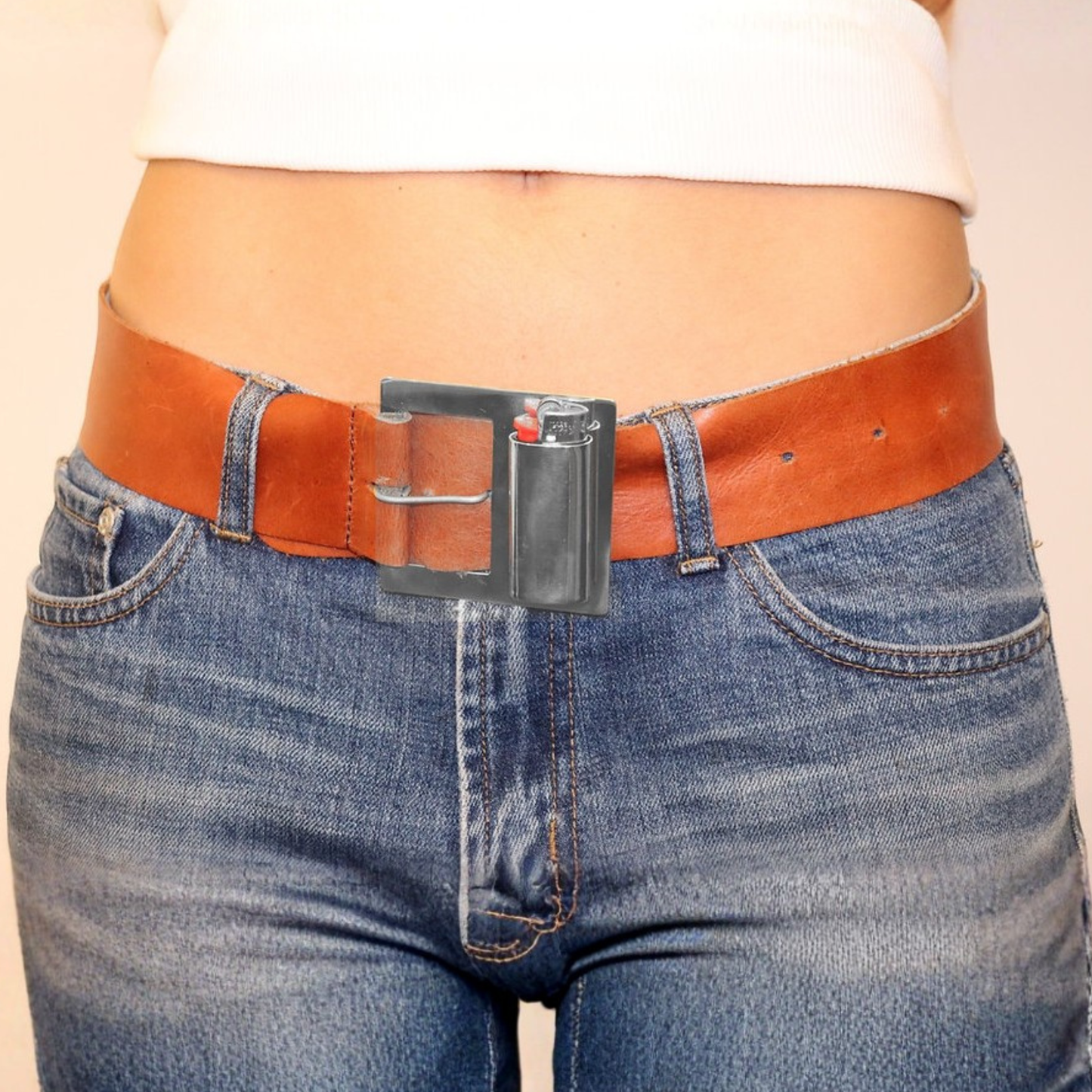 linear-gradient(135deg,rgba(201, 76, 29, 1) 50%, rgba(211, 211, 211, 1) 50%);